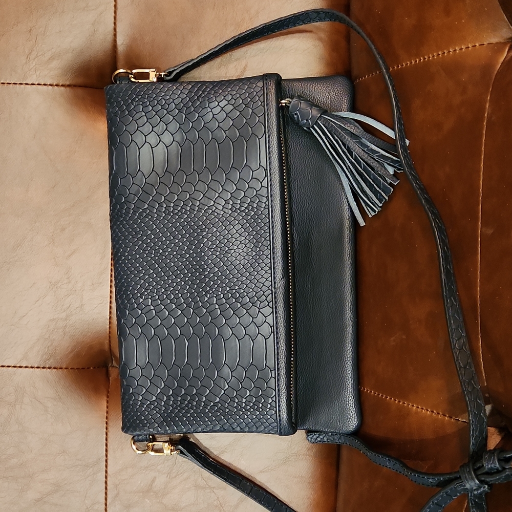 Dark Navy GiGi New York Crossbody Purse